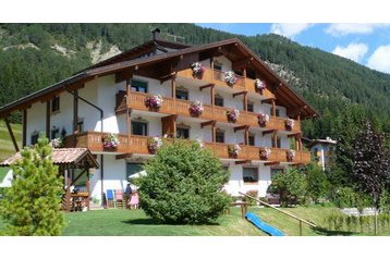 Hotell Pozza di Fassa 4